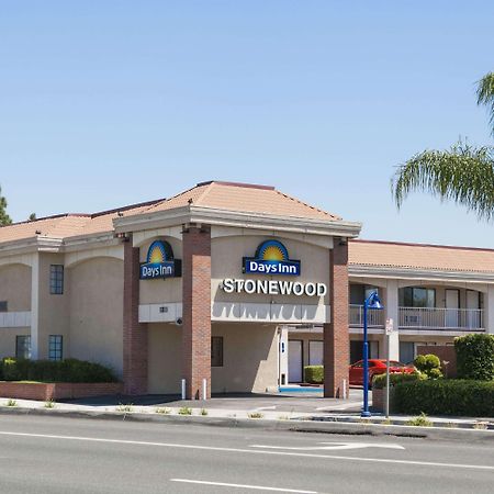 Days Inn By Wyndham Downey Exterior foto